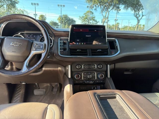 2021 Chevrolet Suburban Z71 photo 8