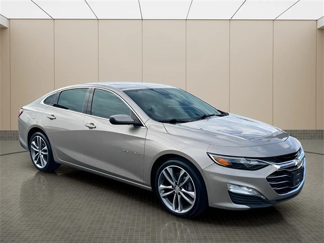 2022 Chevrolet Malibu 1LT photo 4