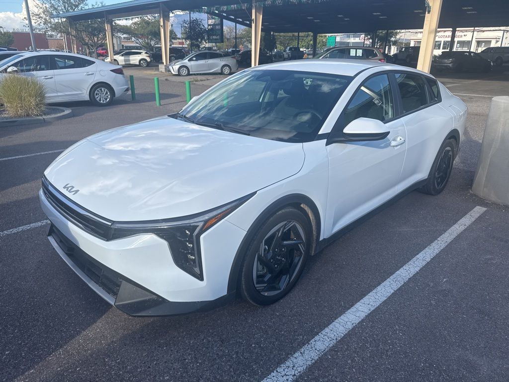 2025 Kia K4 EX photo 4