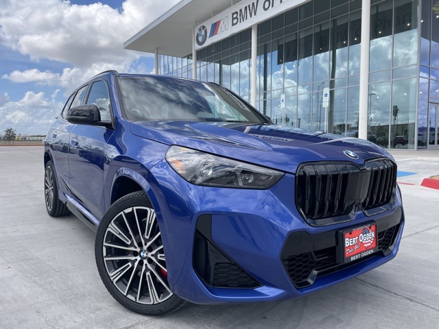 2026 BMW X1 28i's photo