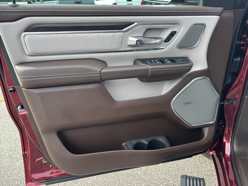 2026 Ram 1500 Laramie photo 24