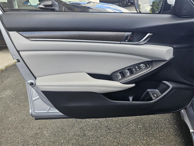 2019 Honda Accord EX photo 20