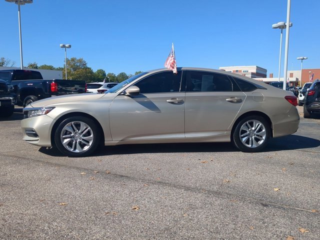 2018 Honda Accord LX 1.5T photo 3