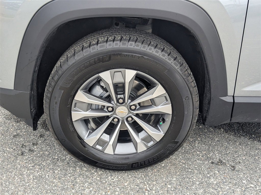 2026 Chevrolet Equinox LT photo 7