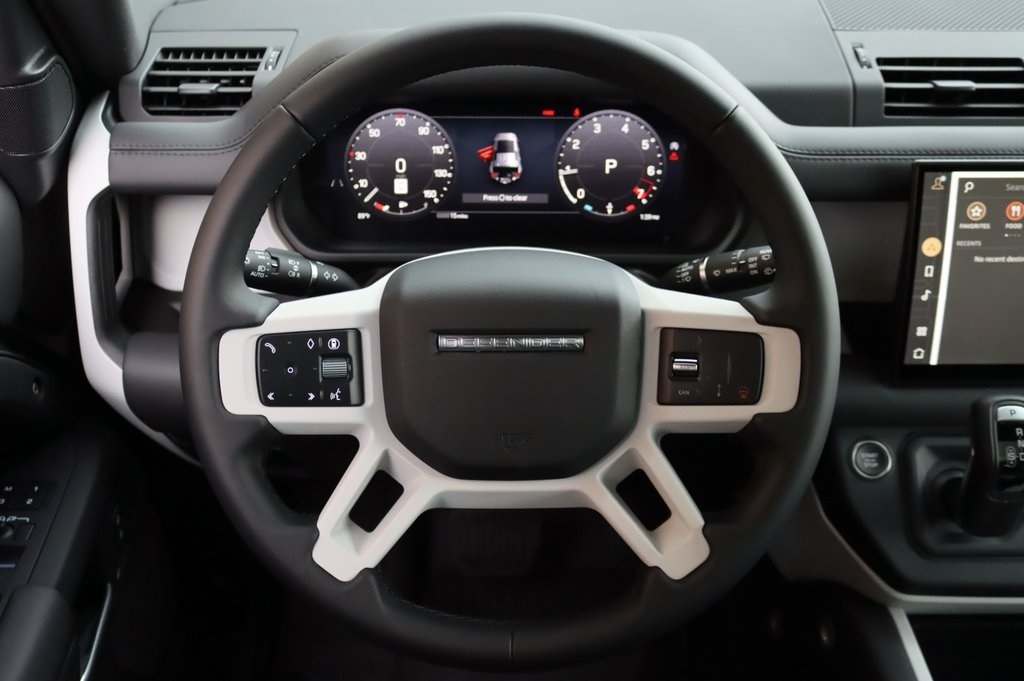 2025 Land Rover Defender 110 X-Dynamic SE photo 25