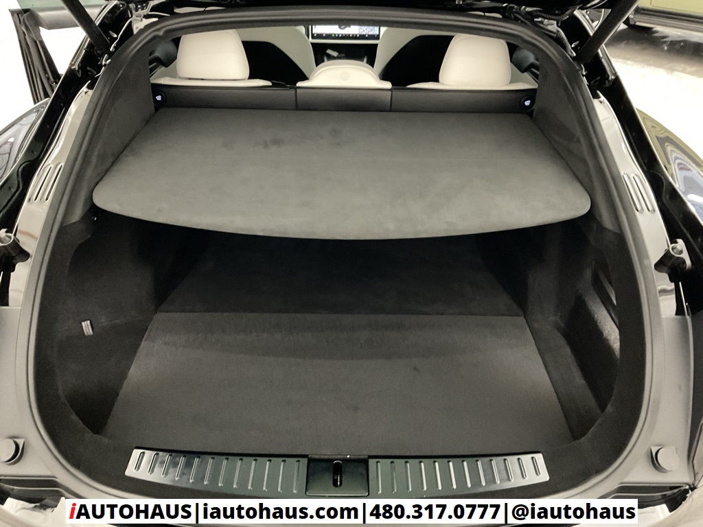 2023 Tesla Model S Plaid photo 11