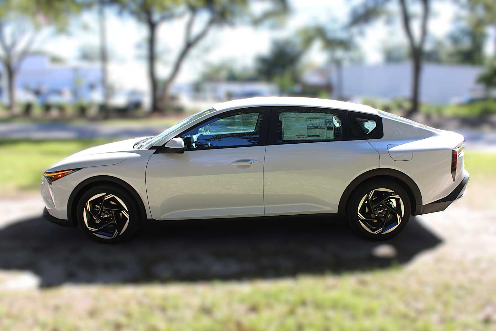 2025 Kia K4 EX photo 12