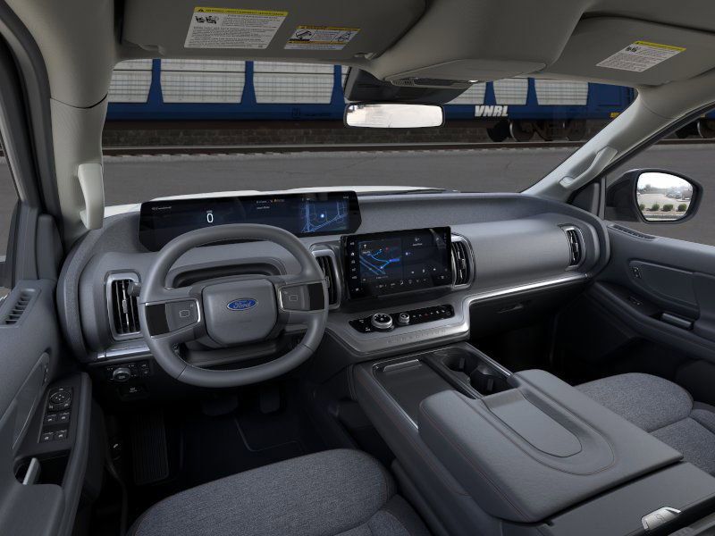 2025 Ford Expedition MAX photo 7