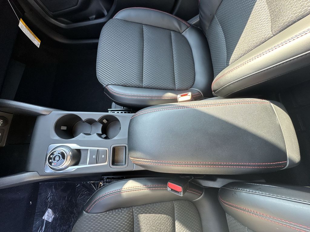 2025 Ford Escape ST-Line photo 20