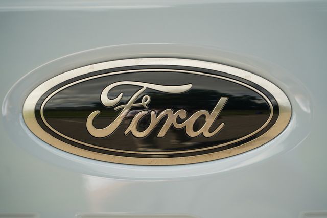 2025 Ford F-250 Lariat photo 39