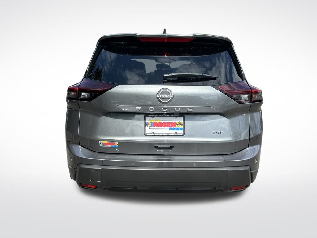 2026 Nissan Rogue S photo 4