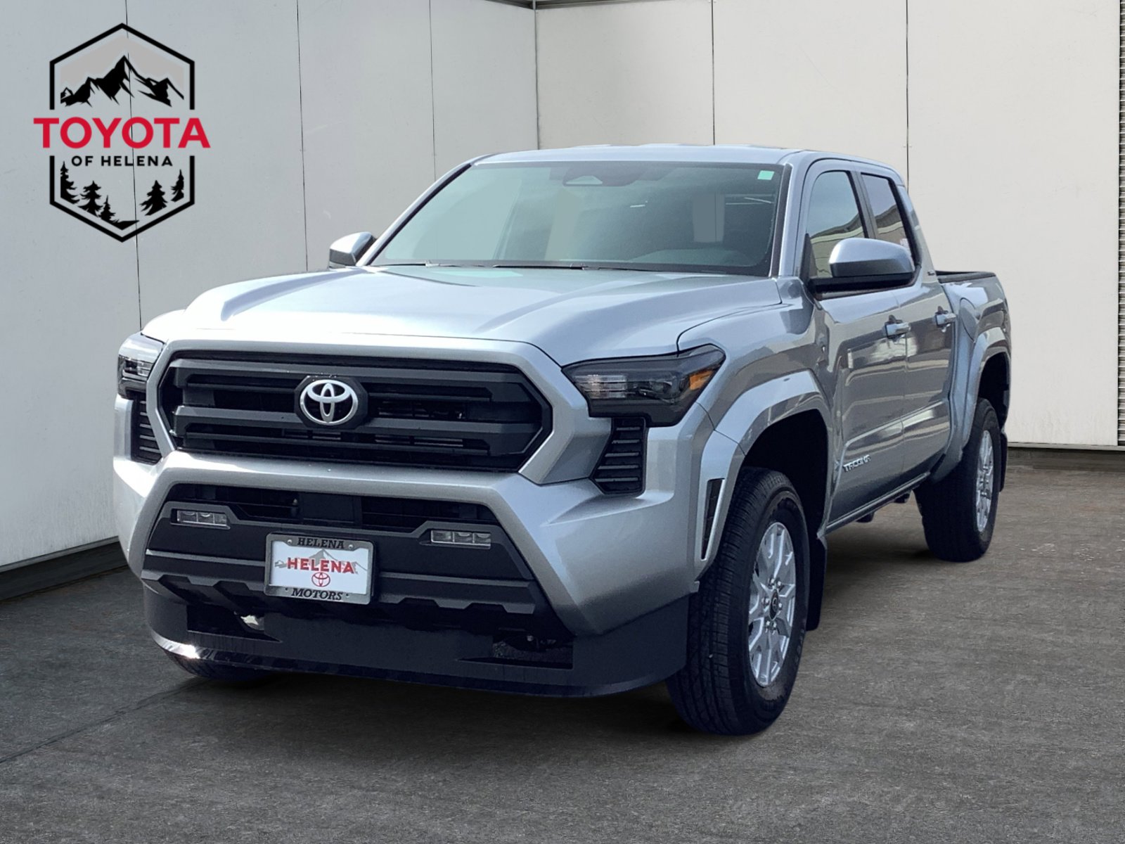 2025 Toyota Tacoma SR5's photo