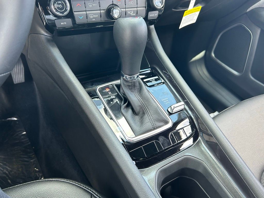 2025 Jeep Compass Latitude photo 13