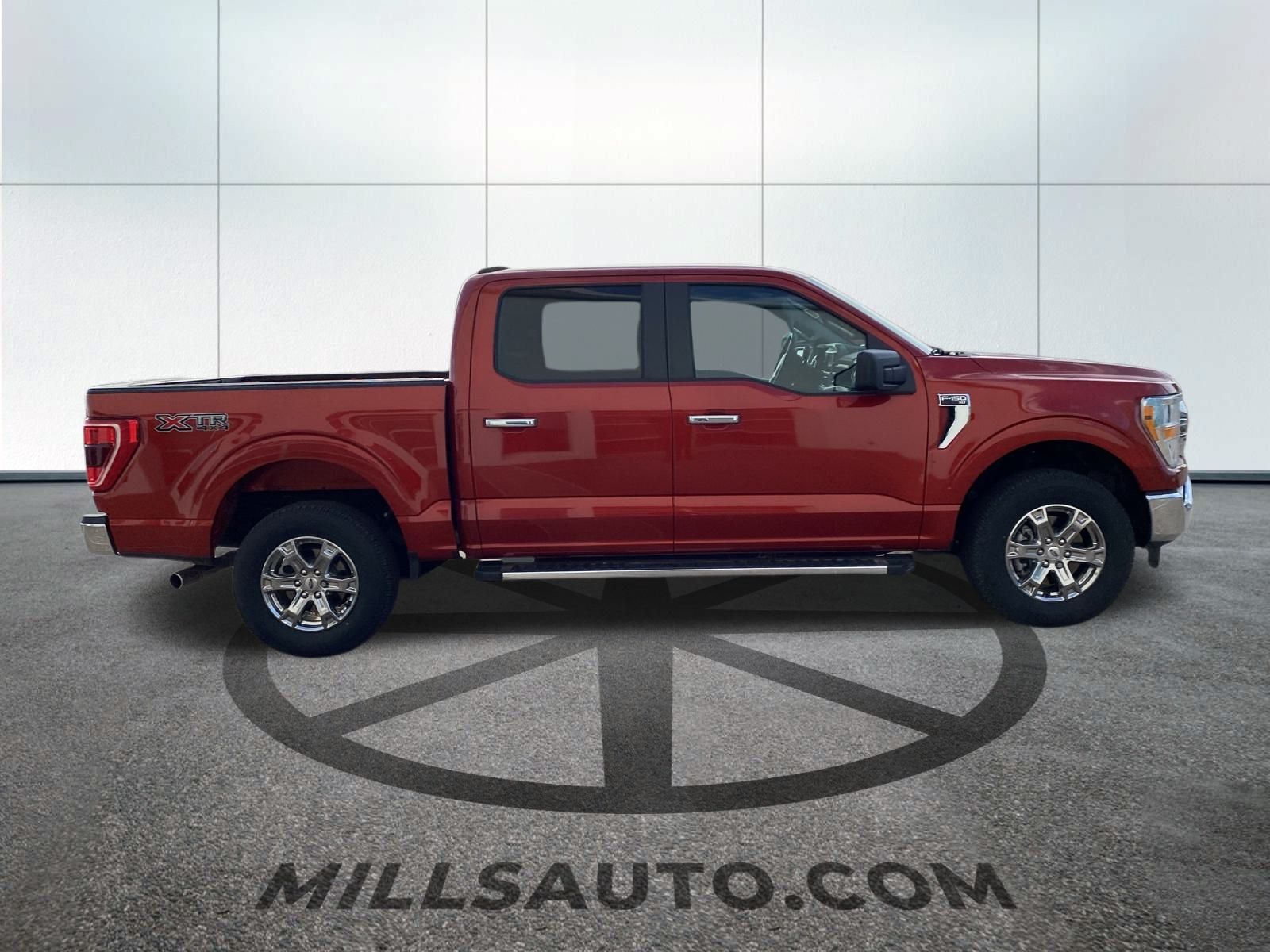 2023 Ford F-150 XLT photo 3