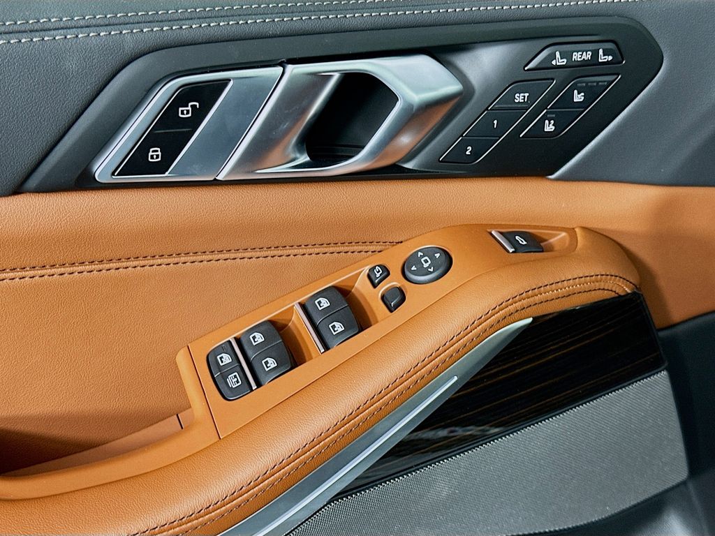 2026 Bmw X7 M60i photo 19