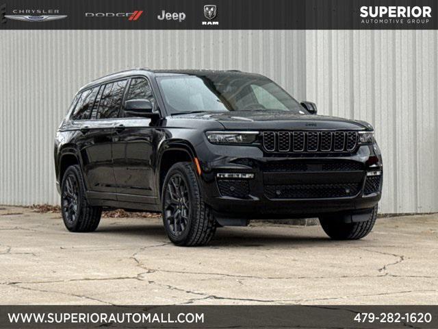2025 Jeep Grand Cherokee L Summit's photo