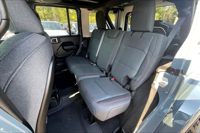 2025 Jeep Wrangler Rubicon photo 10