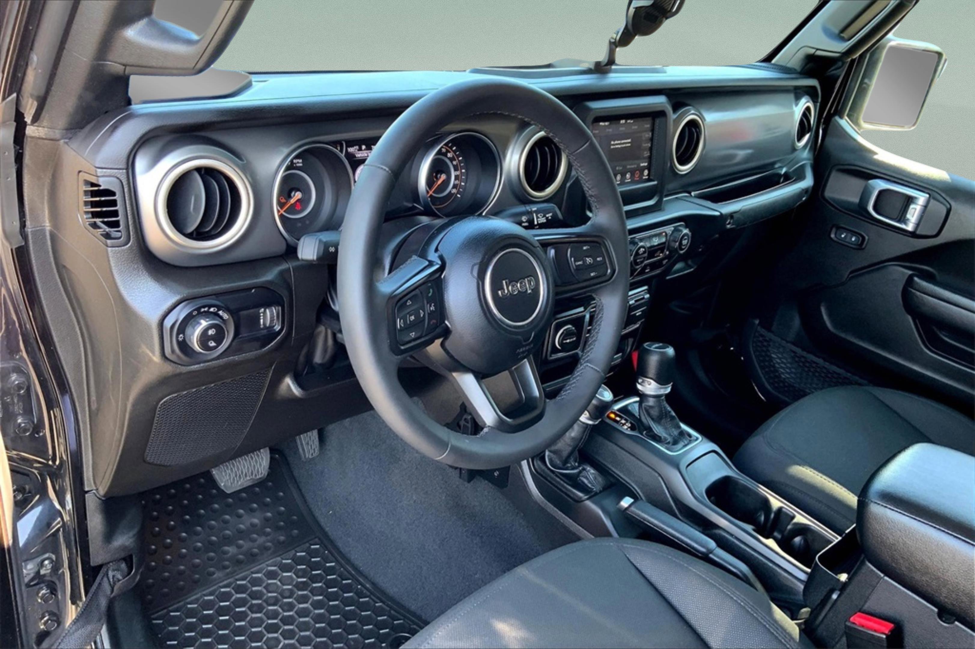 2023 Jeep Gladiator Sport photo 13