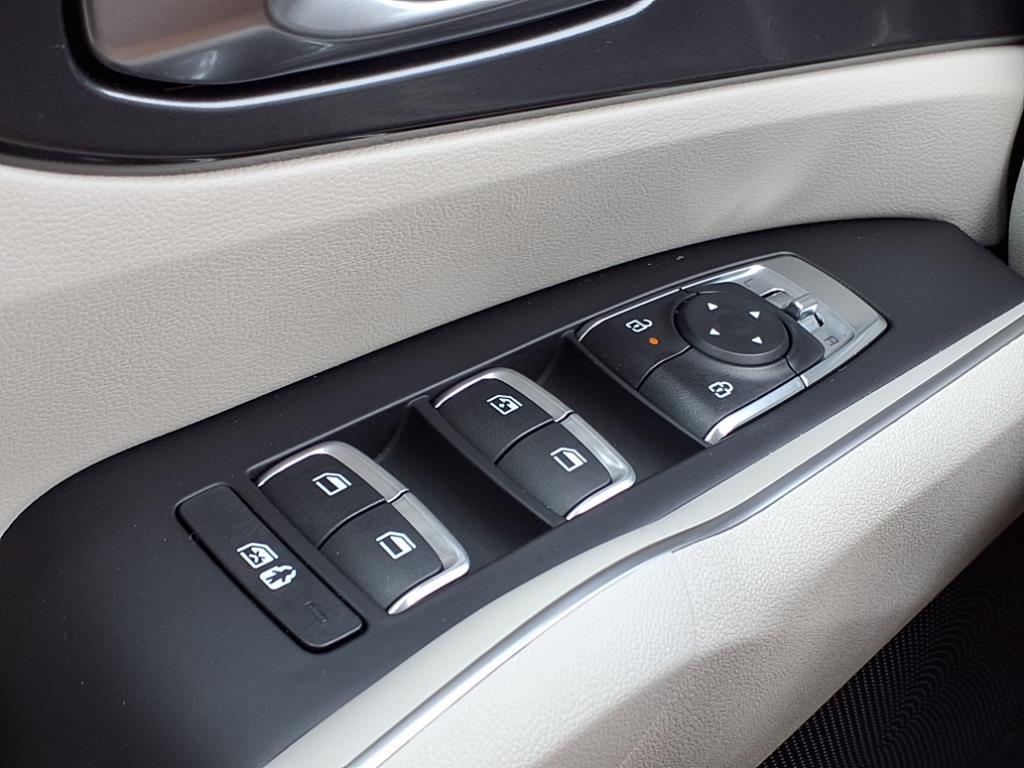 2025 Kia Sorento EX photo 18