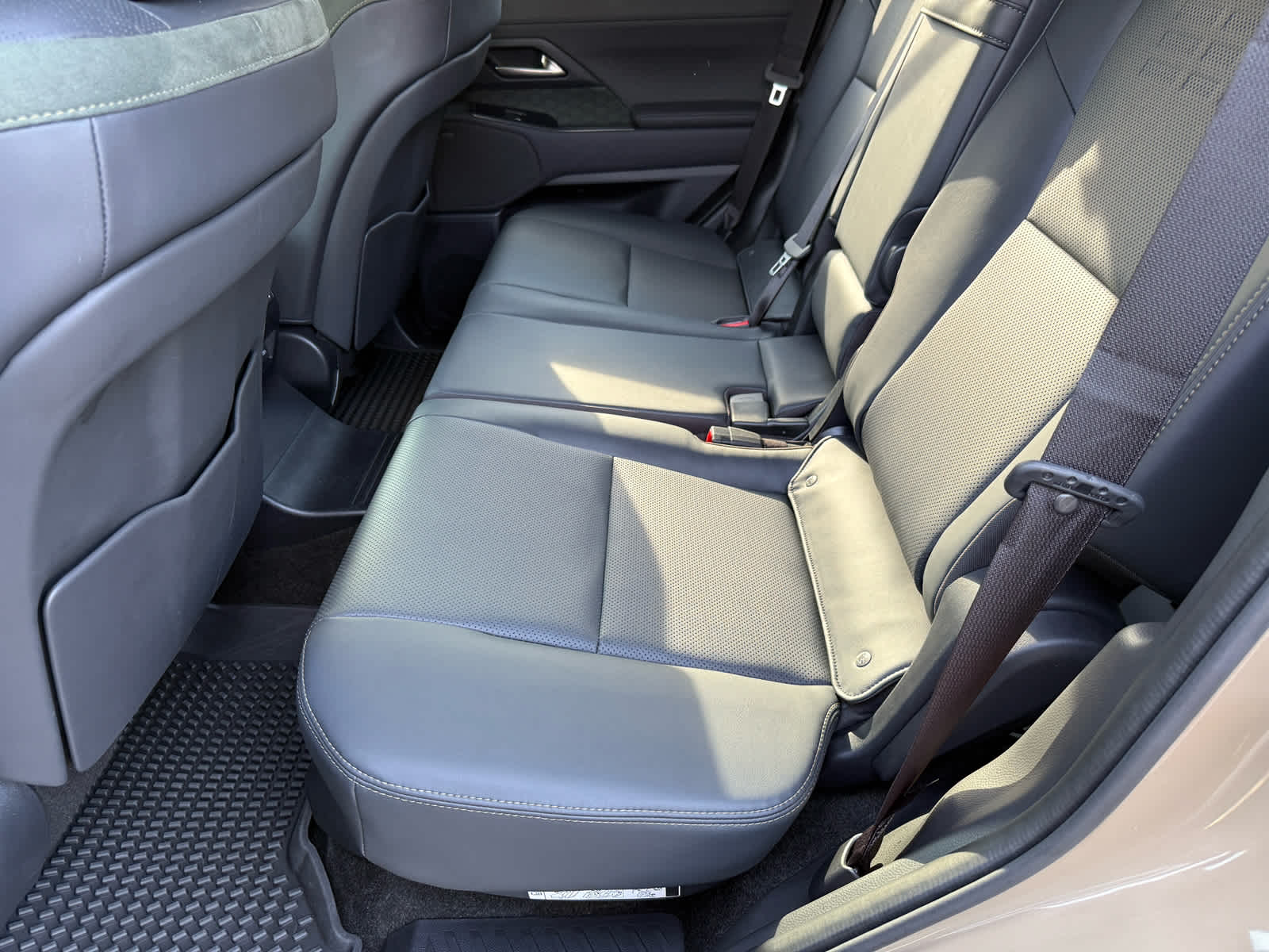 2024 Lexus GX 550 Overtrail photo 11