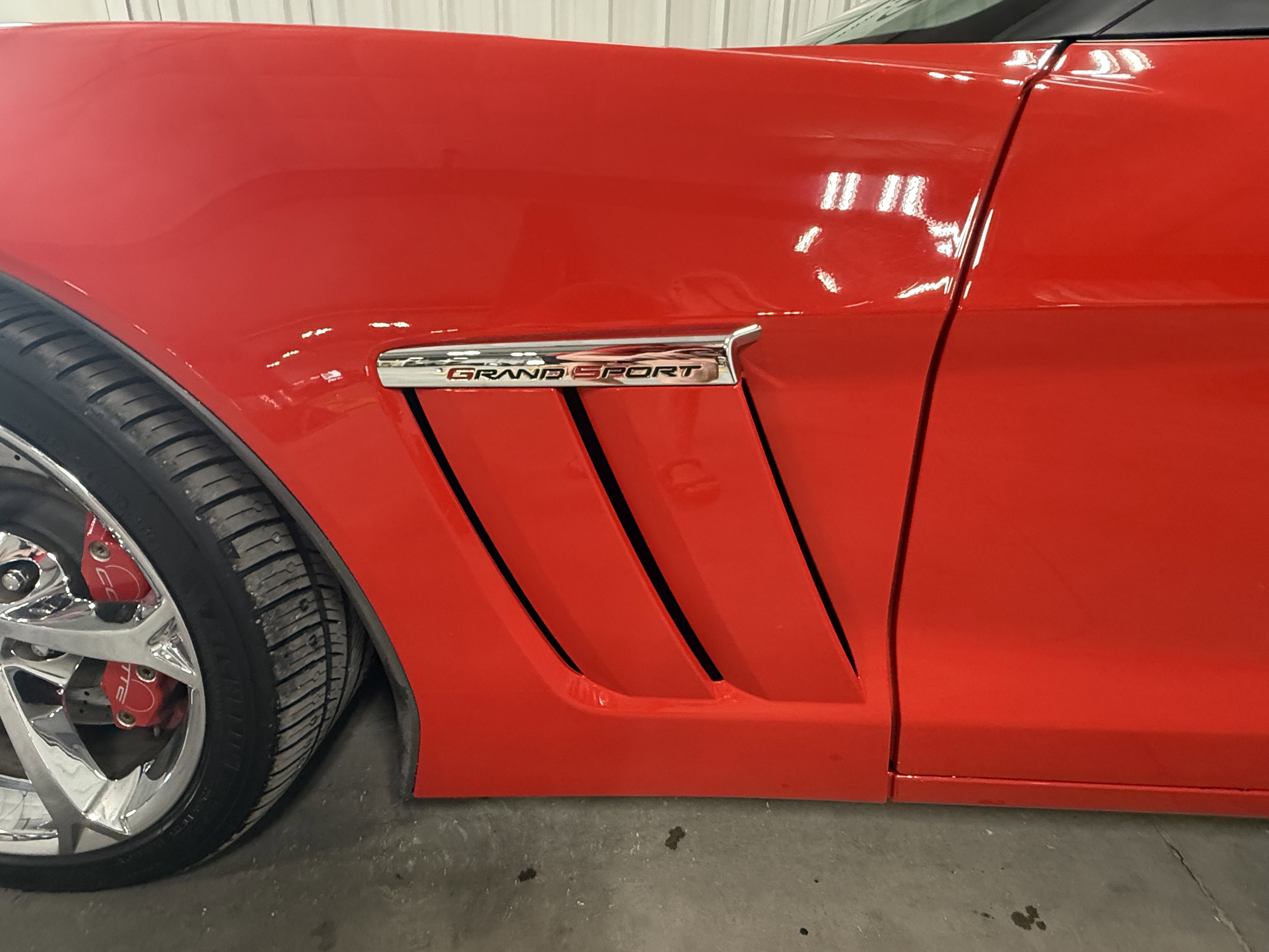 2013 Chevrolet Corvette Grand Sport photo 9