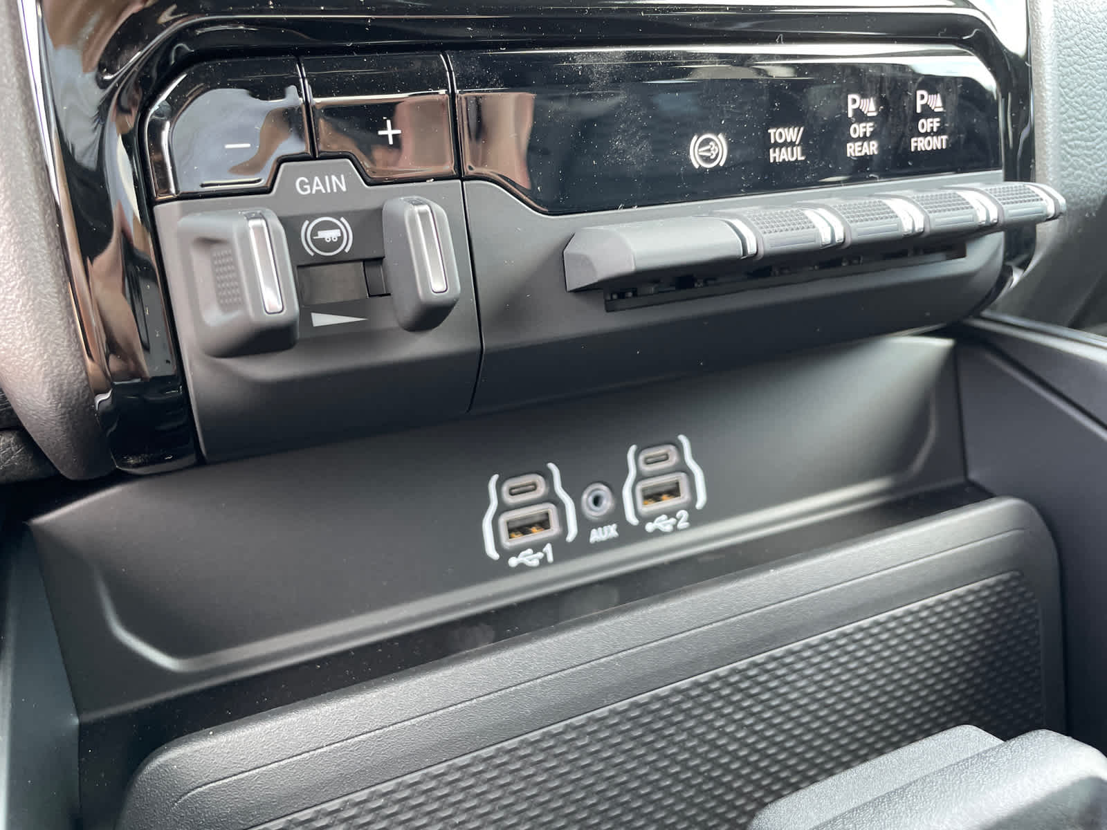 2025 Ram 2500 Big Horn photo 27