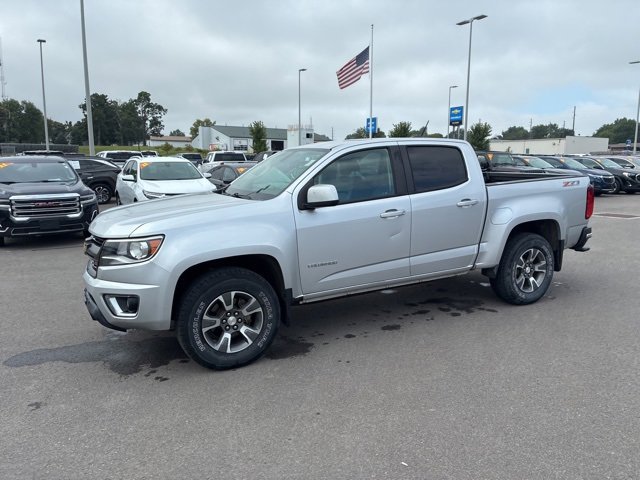 2016 Chevrolet Colorado Z71 photo 2