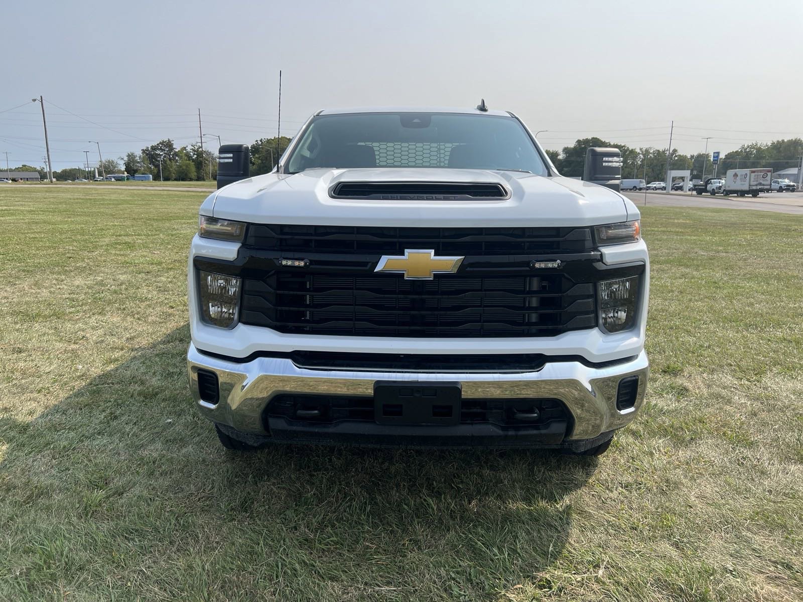 2024 Chevrolet Silverado 2500HD photo 3