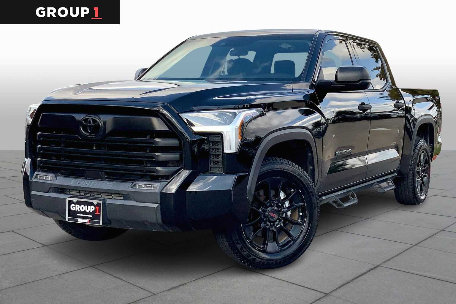 2022 Toyota Tundra SR5's photo