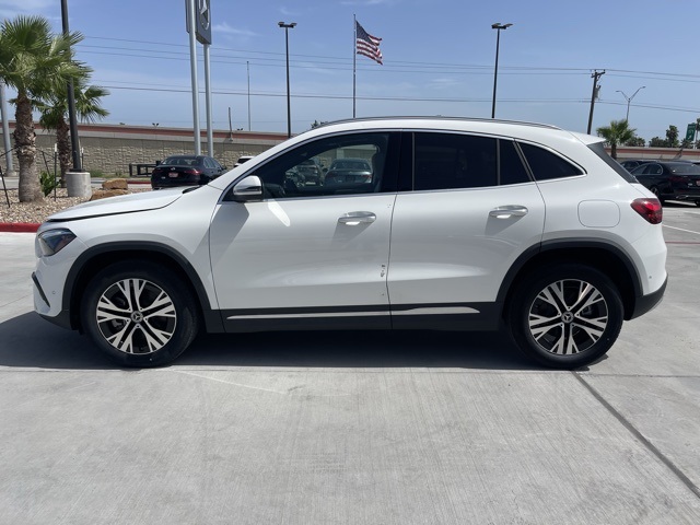 2025 Mercedes Benz GLA 250 photo 2