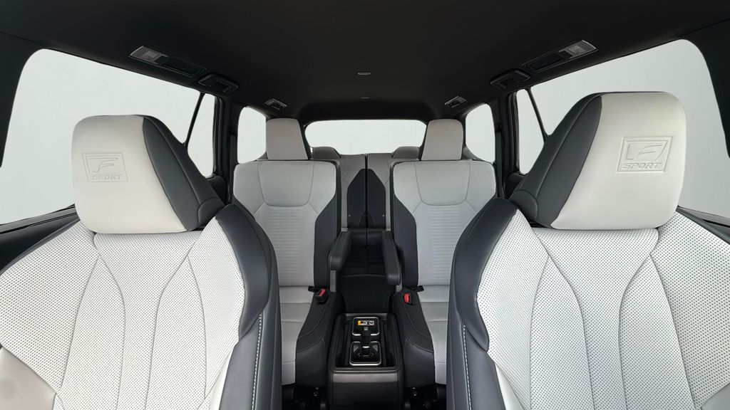 2025 Lexus TX 500h F SPORT Premium photo 13