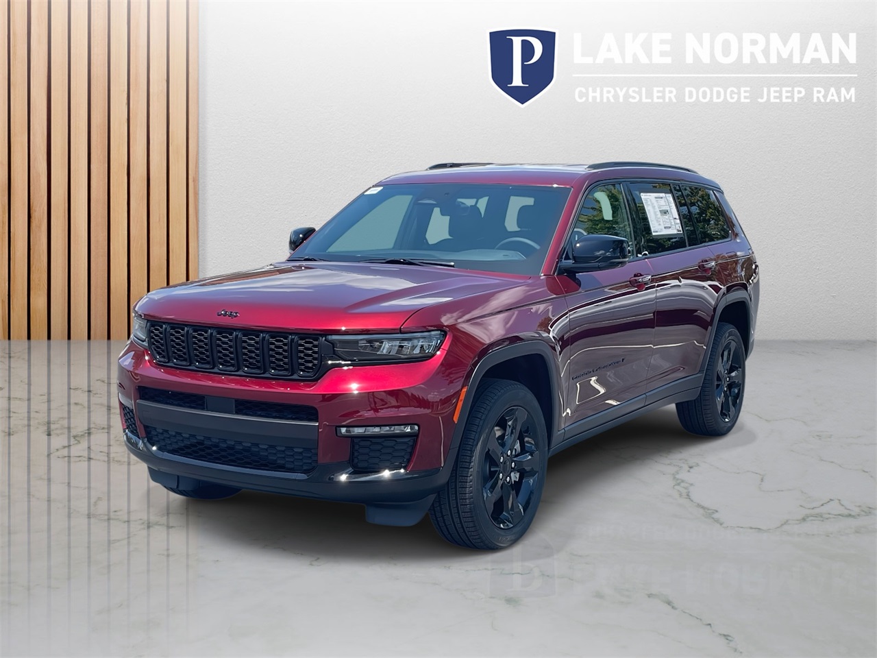 2025 Jeep Grand Cherokee Limited photo 2