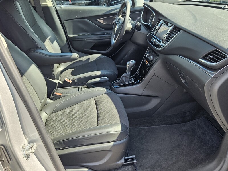 2022 Buick Encore Preferred photo 15