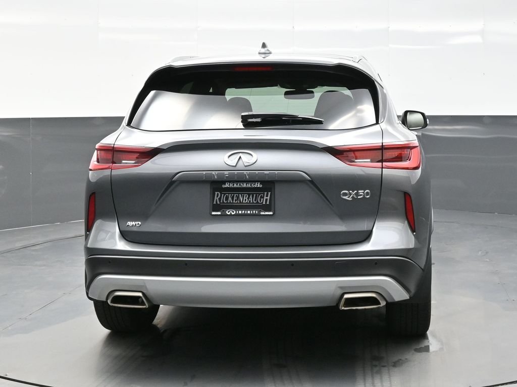 2022 Infiniti QX50 Luxe photo 5