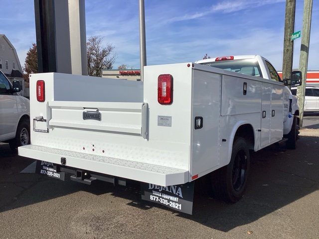 2024 Chevrolet Silverado 5500HD Work Truck photo 2