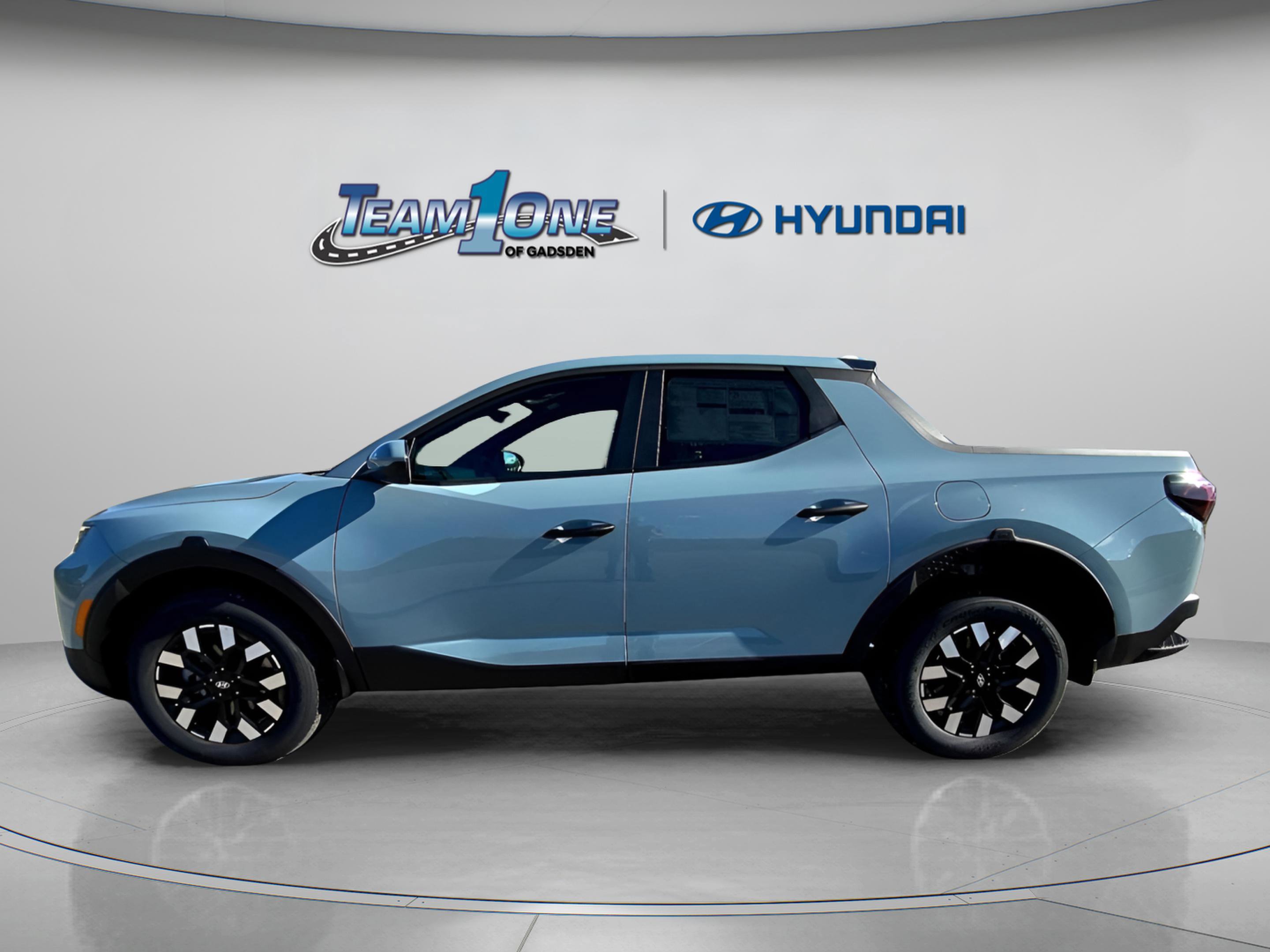 2026 Hyundai Santa Cruz SE photo 4