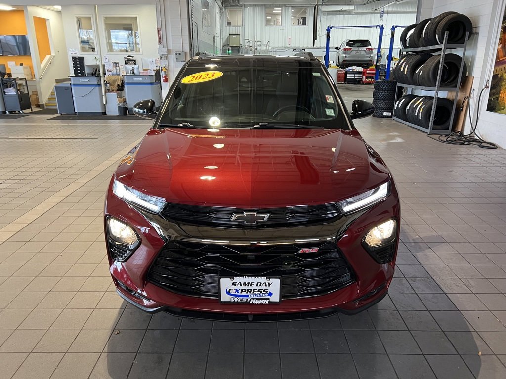 2023 Chevrolet Trailblazer RS photo 2