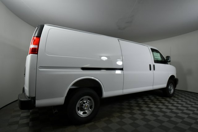 2025 Chevrolet Express 3500 Work Van photo 2