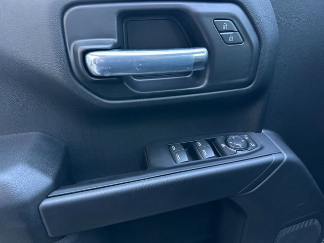 2025 Chevrolet Silverado 1500 Custom photo 10