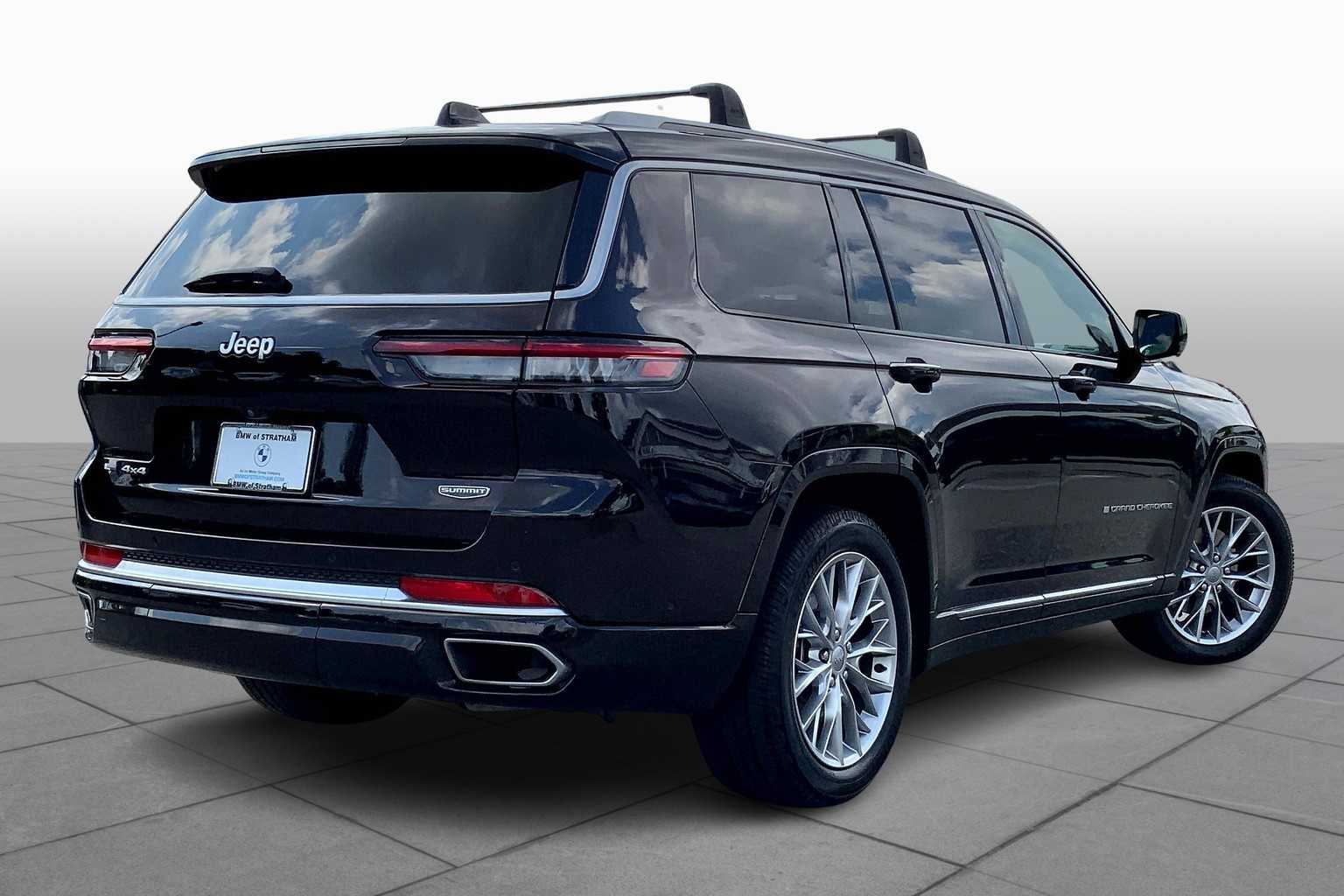 2023 Jeep Grand Cherokee L Summit photo 12