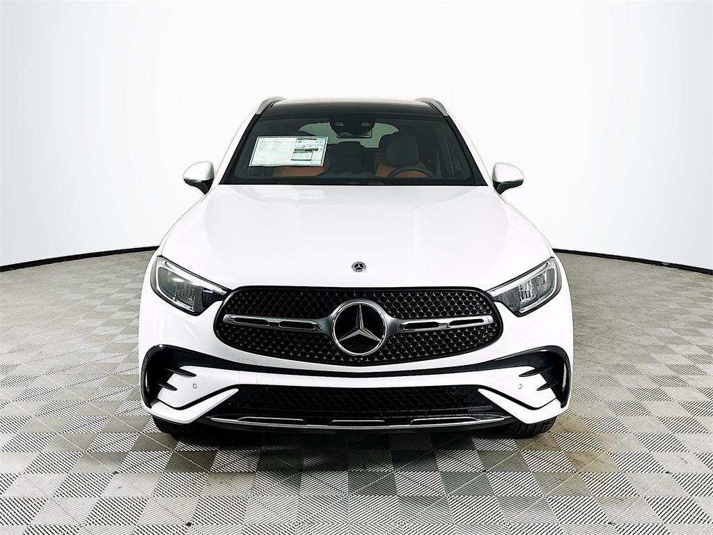 2026 Mercedes Benz GLC 300 4MATIC photo 2
