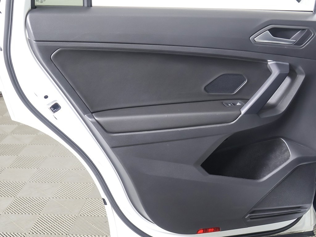 2021 Volkswagen Tiguan SE R-Line Black photo 25