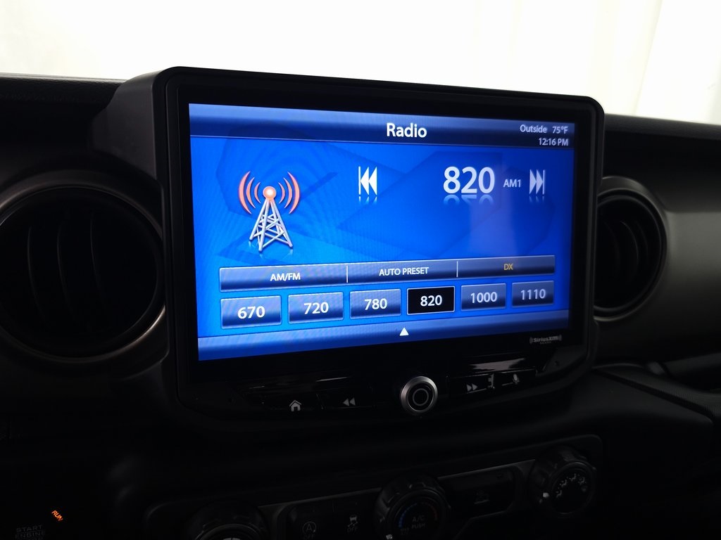 2021 JEEP WRANGLER - Image 21