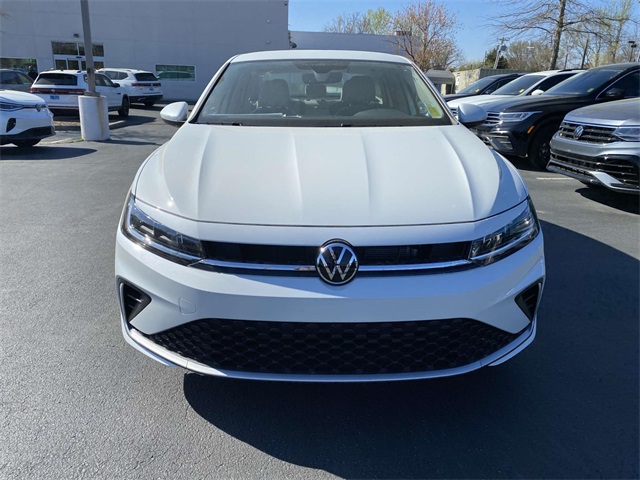 2025 Volkswagen Jetta 1.5T SE photo 2