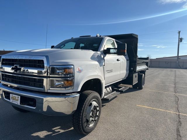 2024 Chevrolet Silverado 4500 Medium Duty Chassis Cab 1LT's photo
