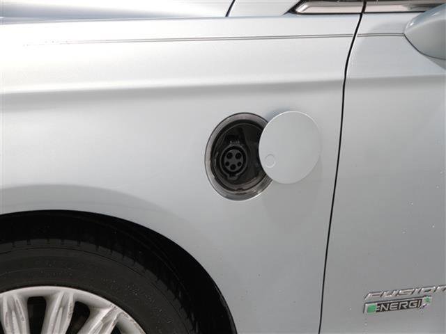 2014 Ford Fusion Energi SE photo 4