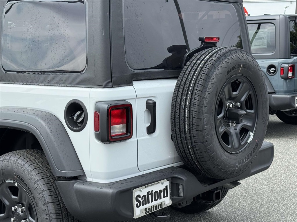 2025 Jeep Wrangler Sport photo 9