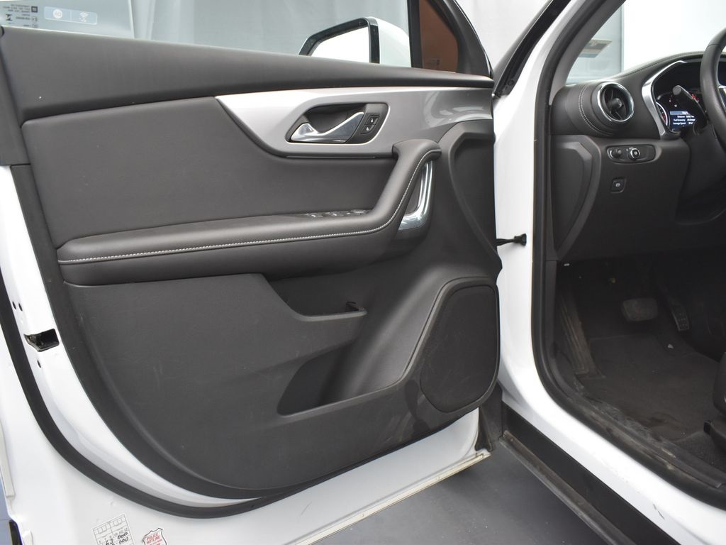2023 Chevrolet Blazer 2LT photo 23