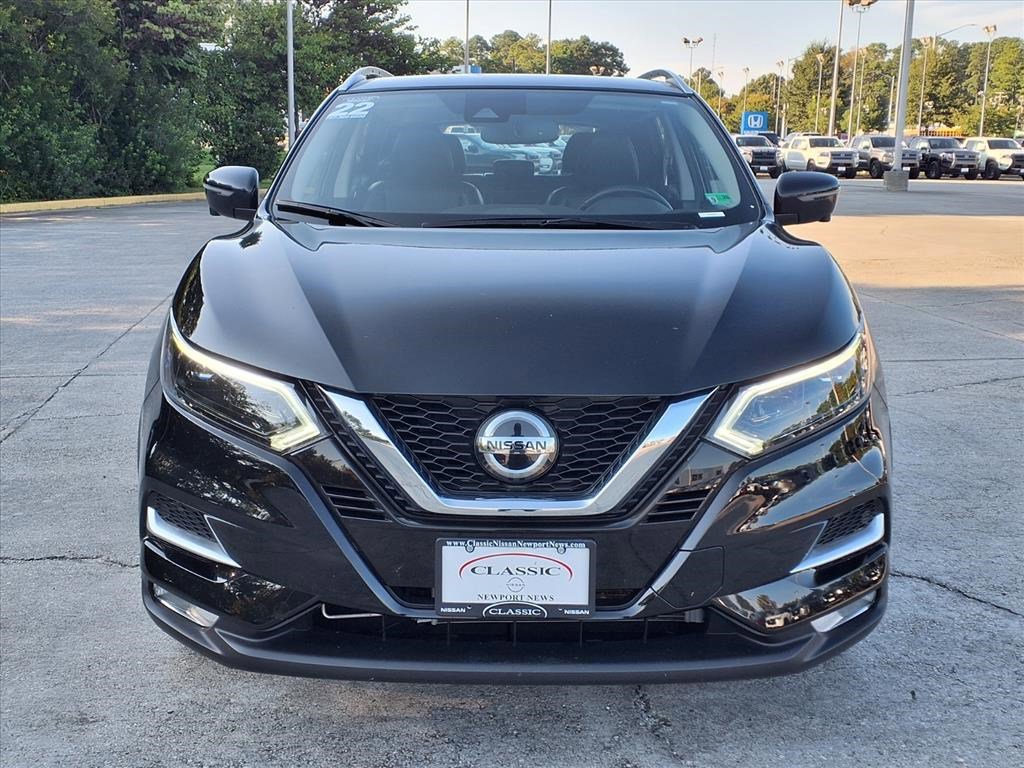 2022 Nissan Rogue Sport SL photo 2