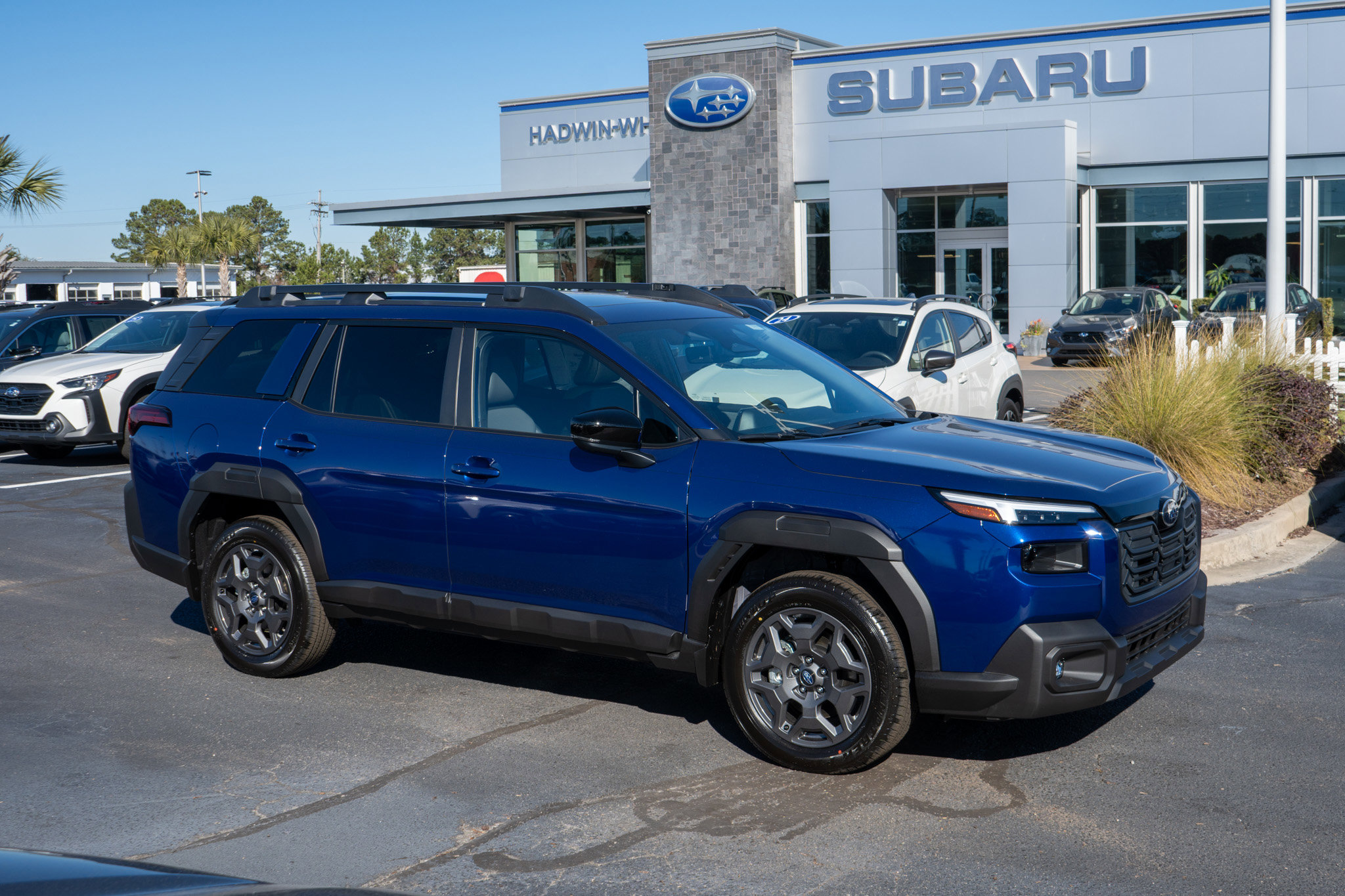 2026 Subaru Outback Premium's photo